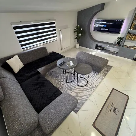 Apartment Modern Bentbasa Old Town With Free Parking